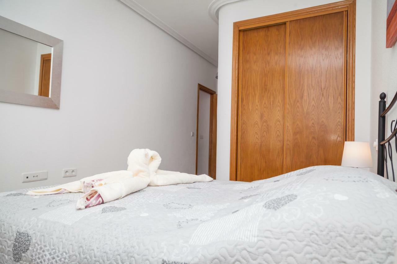 Apartment Solmar Τορεβιέχα Εξωτερικό φωτογραφία